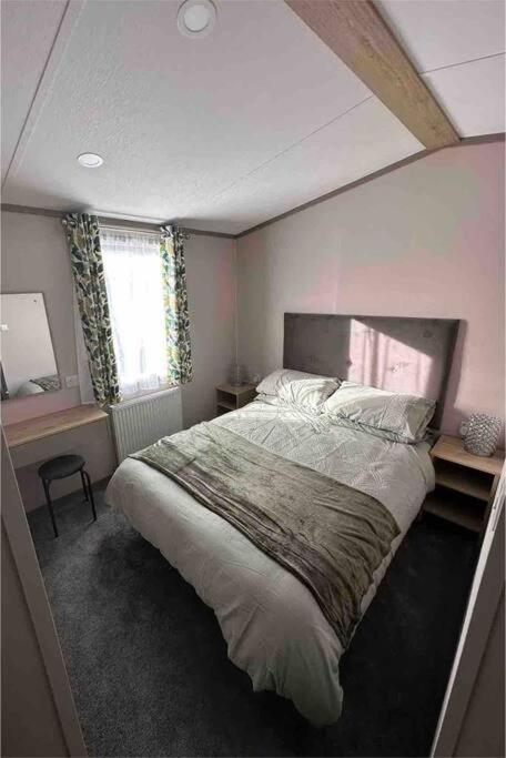 Brand New 6 Berth Holiday Home Selsey Kültér fotó